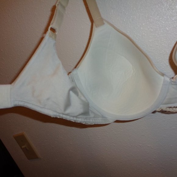 MAIDENFORM Bra Size 36C Style 09447 Underwire - Picture 9 of 12